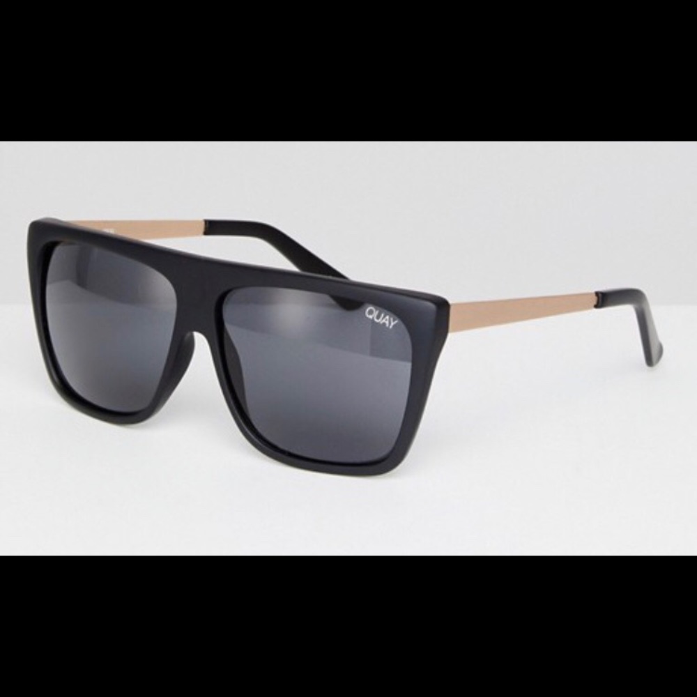Quay Australia OTL II Square Sunglasses In Black